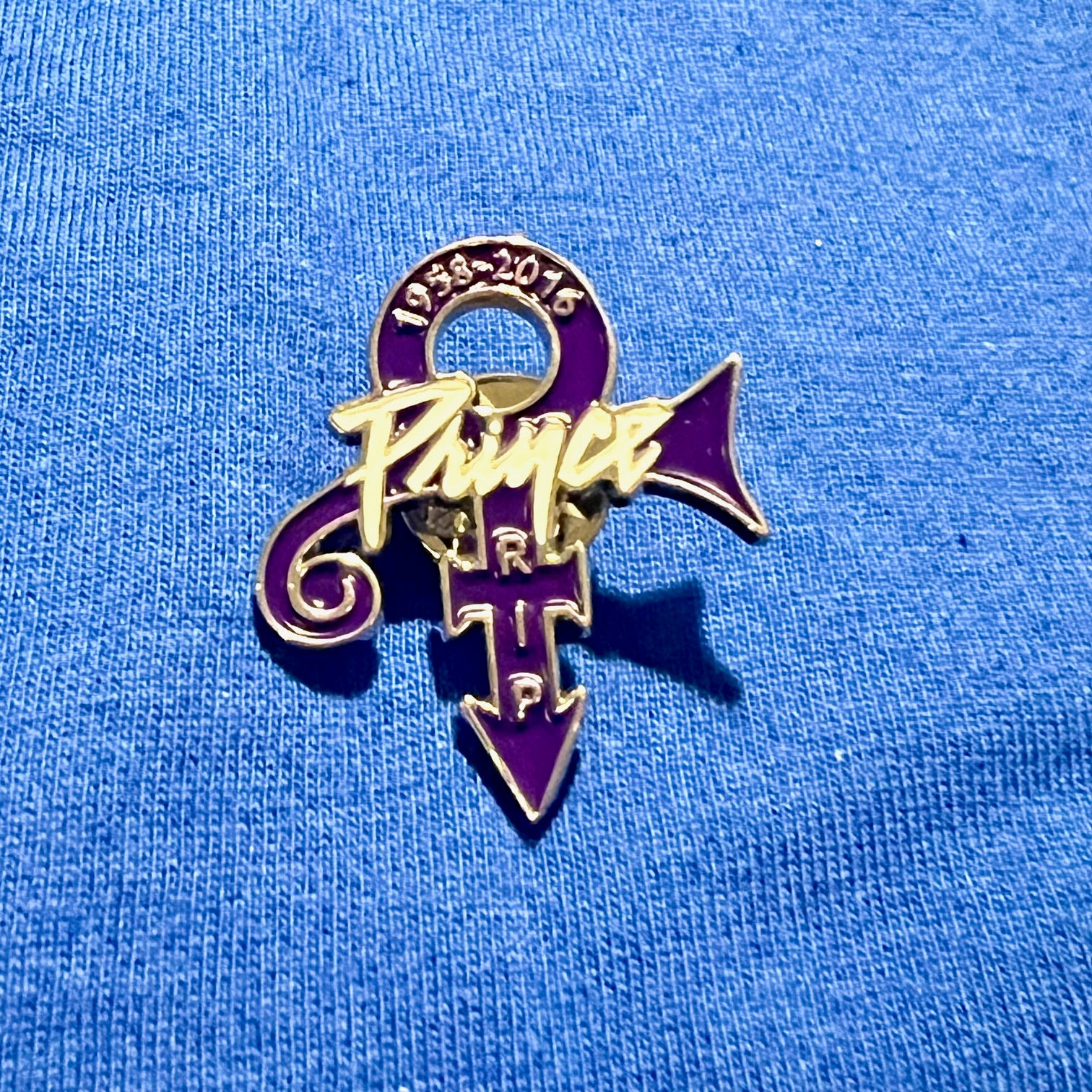 Prince RIP Pin