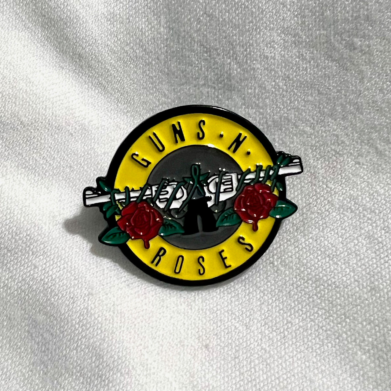 Guns N Roses Pin